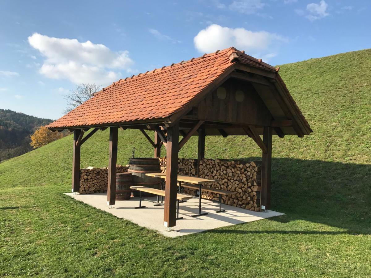 Tourist Farm Artisek Villa Store Buitenkant foto